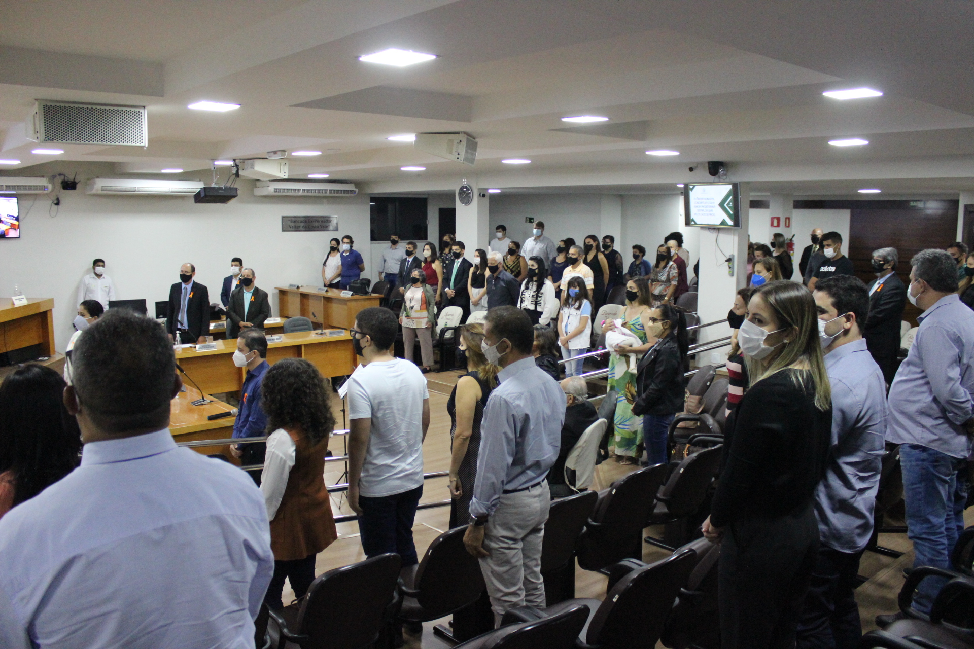 CÂMARA CELEBRA OS 50 ANOS DA IGREJA PRESBITERIANA EM UNAÍ