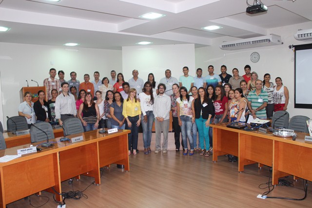 Câmara Municipal de Unaí promove em parceria com a Assembleia de Minas Gerais, curso de elaboração de textos legislativos.