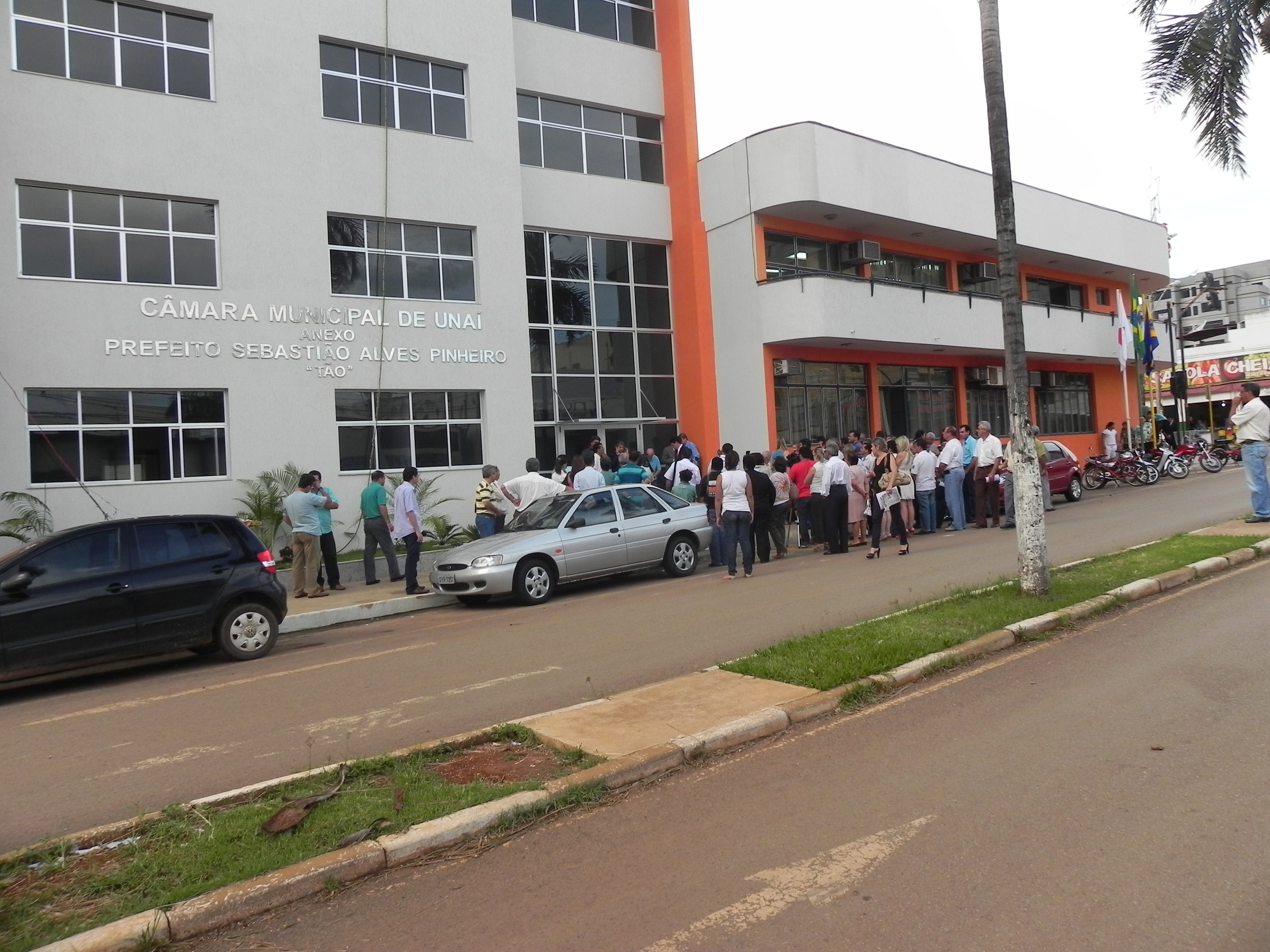 Inaugurado anexo da Câmara Municipal de Unaí